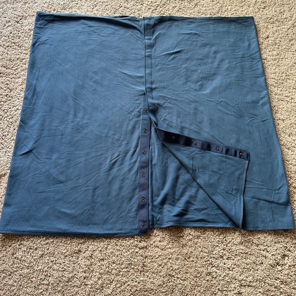 7-Lululemon Vinyassa scarves; various patterns; like new condition; $16 each - Picture 8 of 13